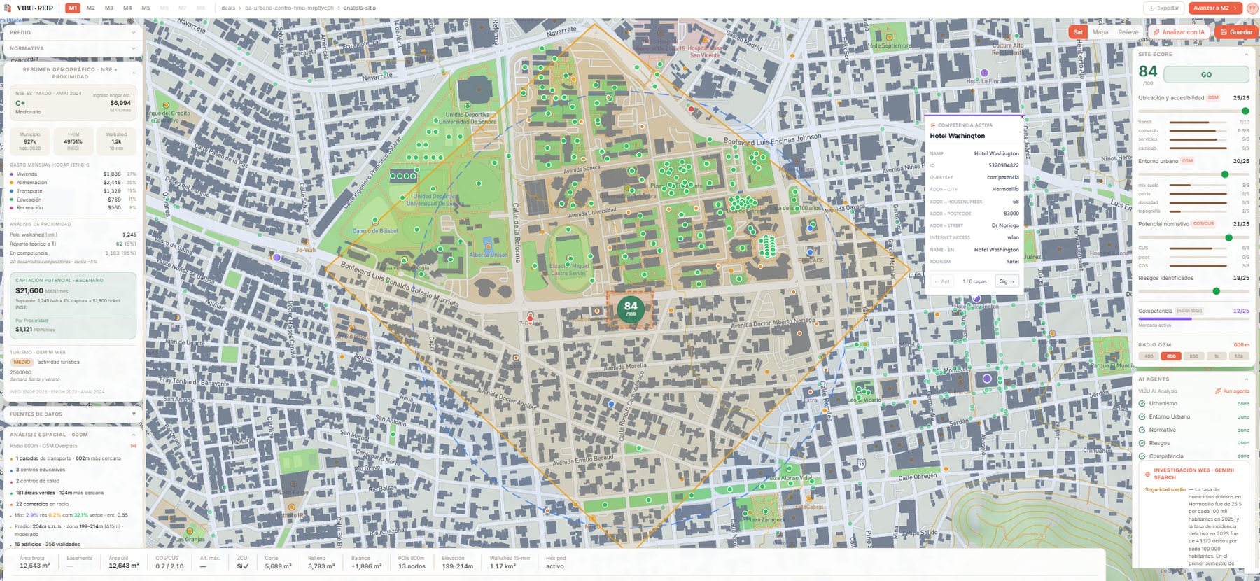 Pantalla de análisis de sitio en VIBU Lens: mapa del predio, score y agentes de análisis